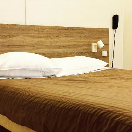 Le Midi Clermont-cournon Otel Cournon-d'Auvergne