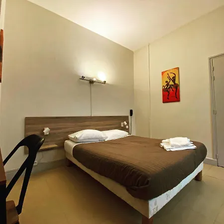 Hotel Le Midi Clermont-cournon