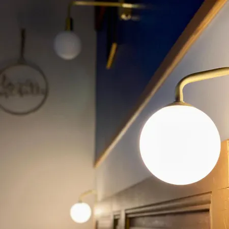 Le Midi Clermont-cournon Hotell 2*