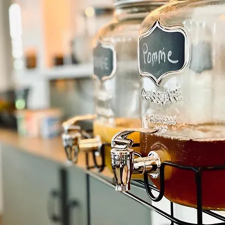 Le Midi Clermont-cournon Otel 2*