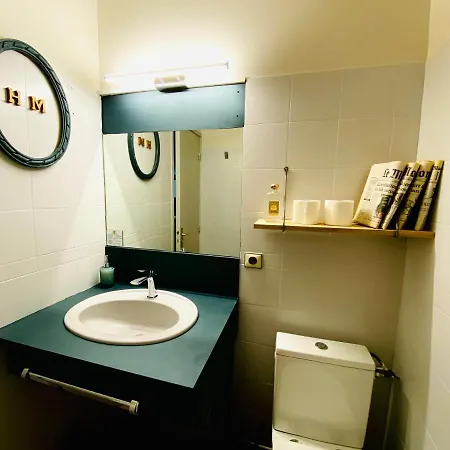 Hotel Le Midi Clermont-cournon 2*