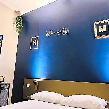Hotell Le Midi Clermont-cournon 2*