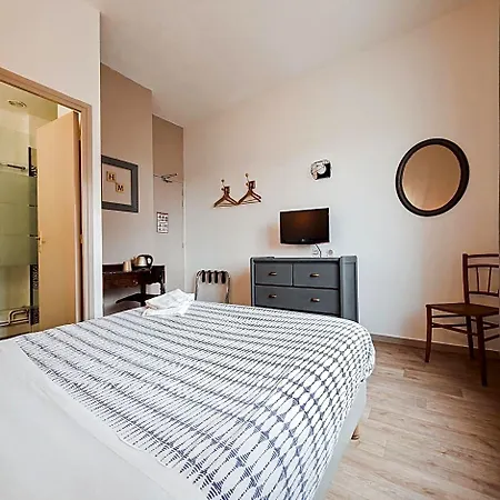 Le Midi Clermont-cournon Hotell