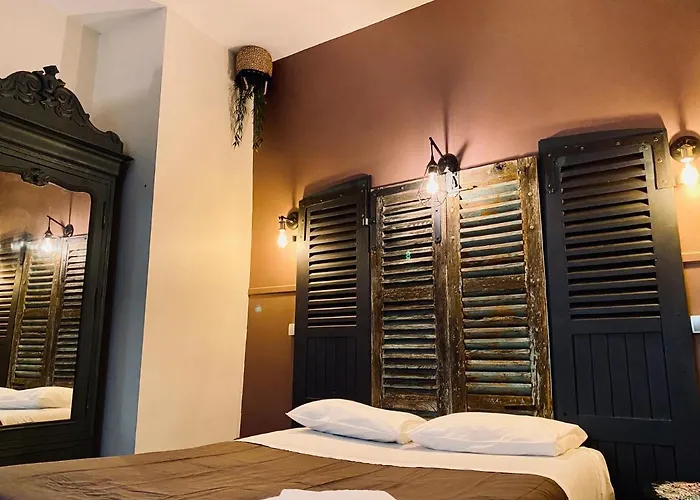 Hotel Le Midi Clermont-cournon 2*