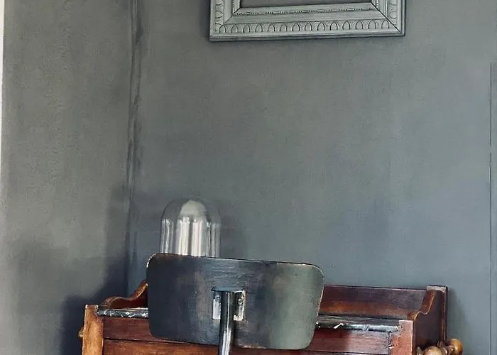 Le Midi Clermont-cournon Hotel 2*