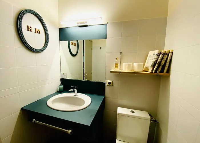 Hotel Le Midi Clermont-cournon 2*